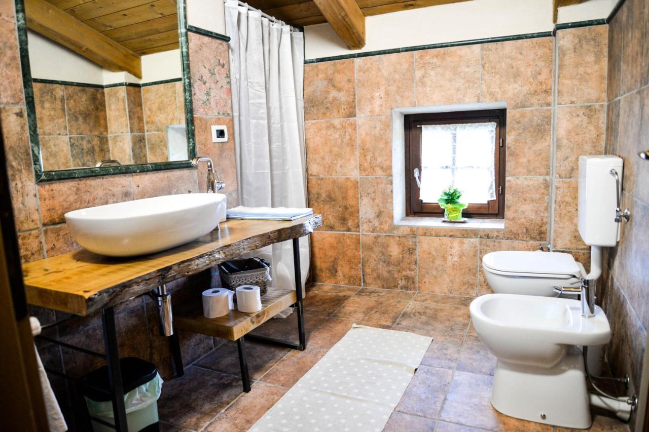 Agriturismo Magnarosa Villa Barge ภายนอก รูปภาพ